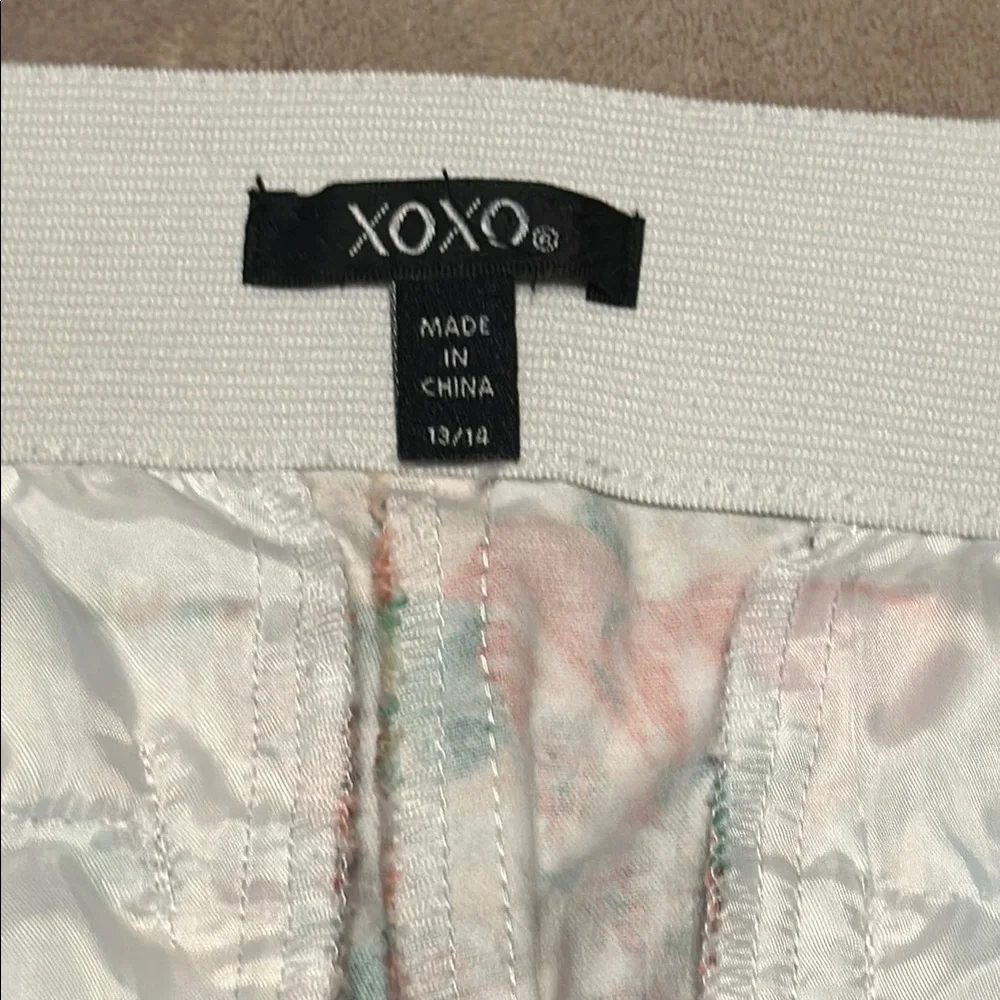 Floral Print Pants - Picture 2 of 5